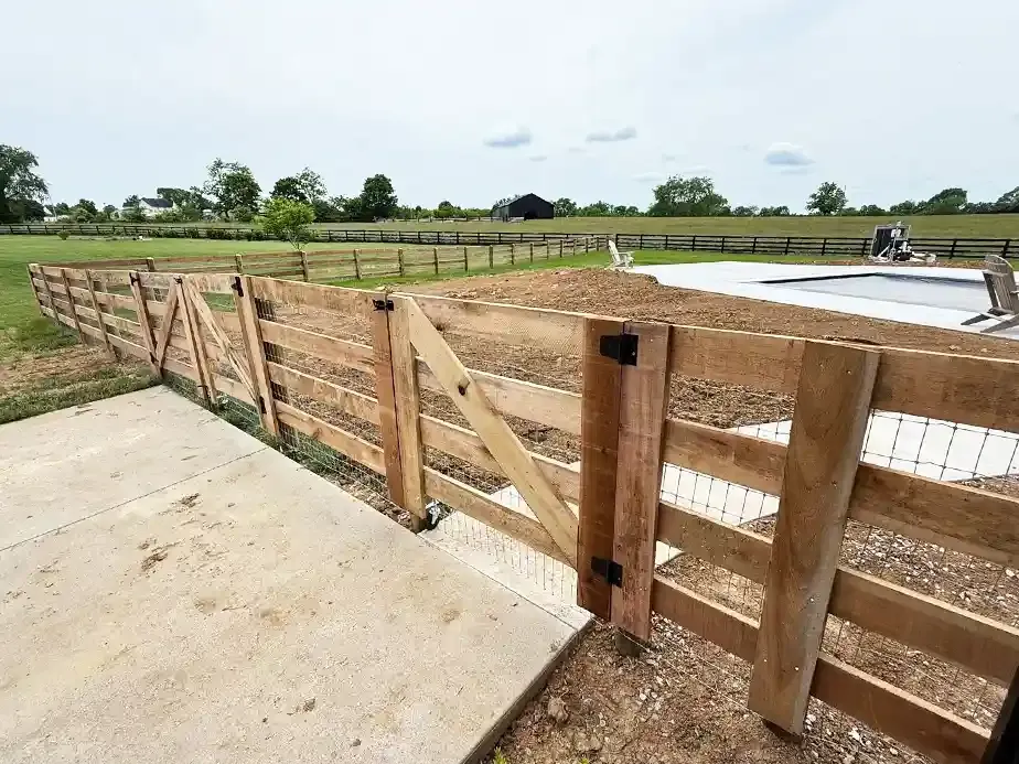 Pool Fence Example in Lexington, Kentucky